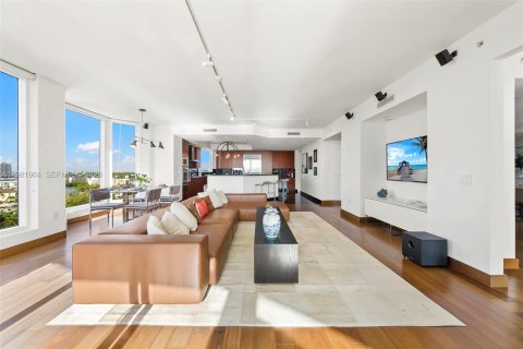 Condominio en venta en Aventura, Florida, 4 dormitorios, 372.07 m2 № 2047458 - foto 9