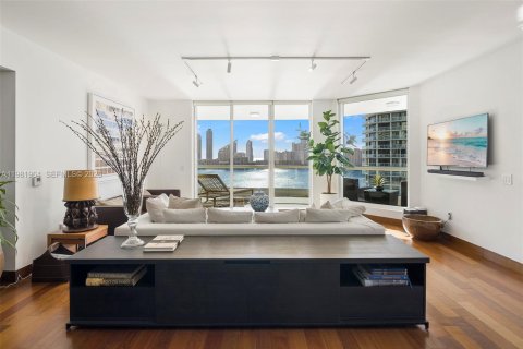 Condominio en venta en Aventura, Florida, 4 dormitorios, 372.07 m2 № 2047458 - foto 5