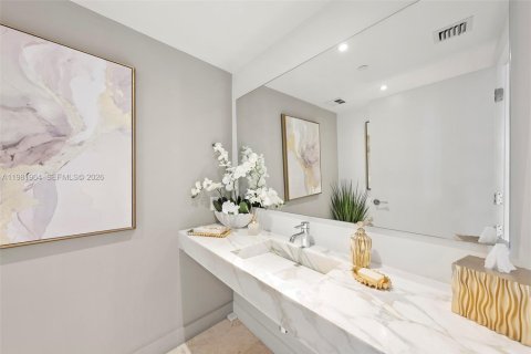 Condominio en venta en Aventura, Florida, 4 dormitorios, 372.07 m2 № 2047458 - foto 20