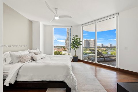 Condominio en venta en Aventura, Florida, 4 dormitorios, 372.07 m2 № 2047458 - foto 29