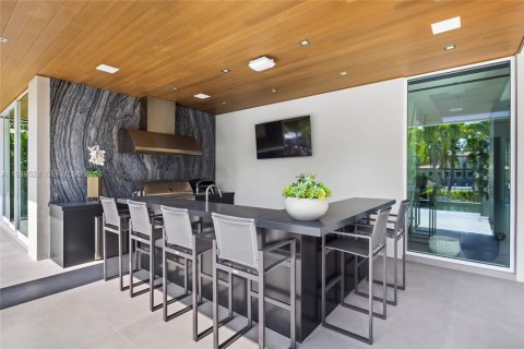 Casa en venta en Fort Lauderdale, Florida, 7 dormitorios, 859.53 m2 № 2062788 - foto 16