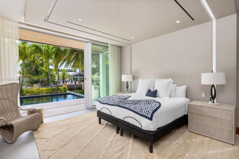 Casa en venta en Fort Lauderdale, Florida, 7 dormitorios, 859.53 m2 № 2062788 - foto 27