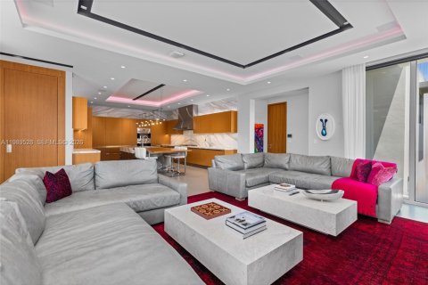 Casa en venta en Fort Lauderdale, Florida, 7 dormitorios, 859.53 m2 № 2062788 - foto 20