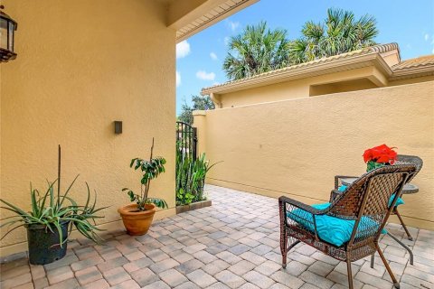 House in Kissimmee, Florida 3 bedrooms, 142.98 sq.m. № 2345011 - photo 9