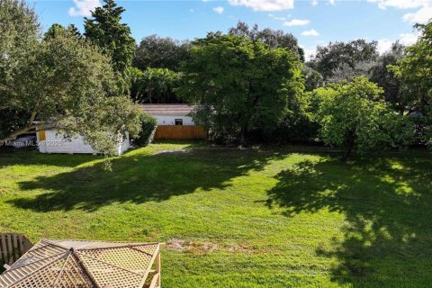 Casa en venta en El Portal, Florida, 2 dormitorios, 189.43 m2 № 1955849 - foto 13