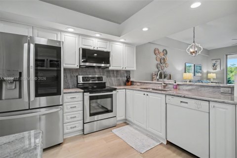 Copropriété à vendre à Naples, Floride: 2 chambres, 116.78 m2 № 2030218 - photo 5