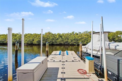 Copropriété à vendre à Naples, Floride: 2 chambres, 116.78 m2 № 2030218 - photo 27