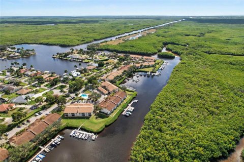 Copropriété à vendre à Naples, Floride: 2 chambres, 116.78 m2 № 2030218 - photo 29