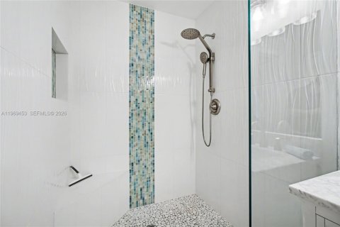 Copropriété à vendre à Naples, Floride: 2 chambres, 116.78 m2 № 2030218 - photo 17