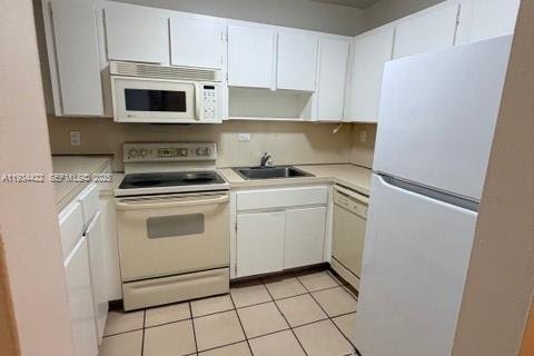 Снять в аренду кондоминиум в Майами, Флорида 1 спальня, 72.46м2, № 1993516 - фото 6