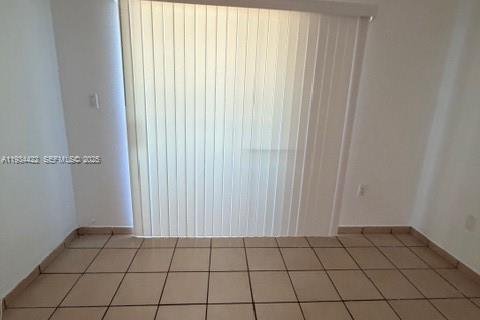 Снять в аренду кондоминиум в Майами, Флорида 1 спальня, 72.46м2, № 1993516 - фото 19