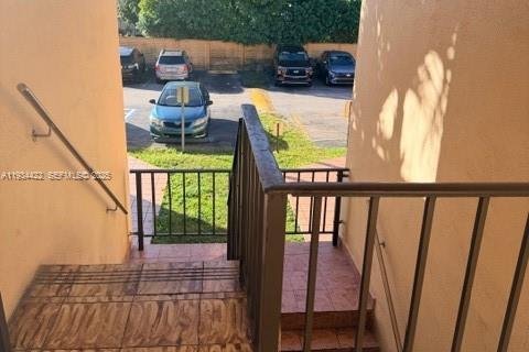 Снять в аренду кондоминиум в Майами, Флорида 1 спальня, 72.46м2, № 1993516 - фото 22