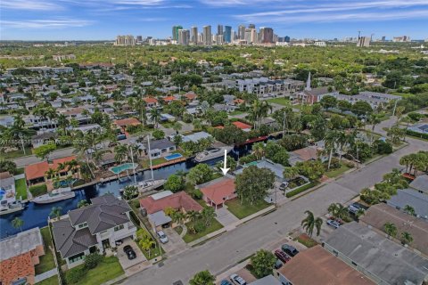 House in Fort Lauderdale, Florida 2 bedrooms, 104.24 sq.m. № 1891401 - photo 3