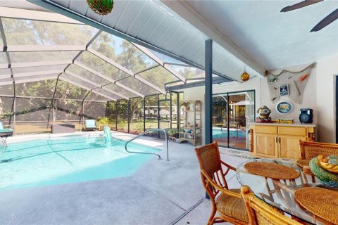 House in Hernando, Florida 3 bedrooms, 166.67 sq.m. № 1740841 - photo 19