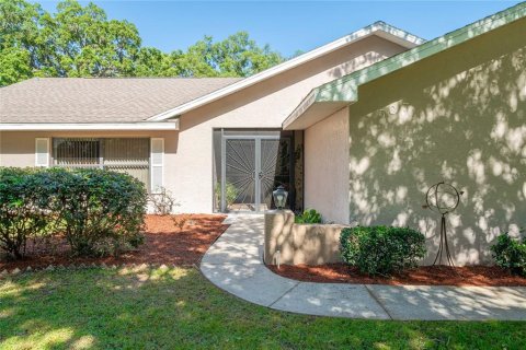 House in Hernando, Florida 3 bedrooms, 166.67 sq.m. № 1740841 - photo 27