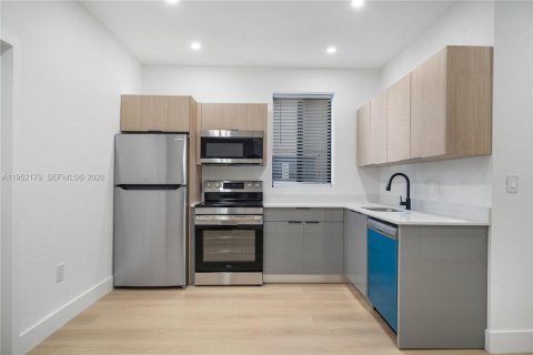 Apartamento en Miami, Florida 2 dormitorios, 65.03 m2 № 2006521