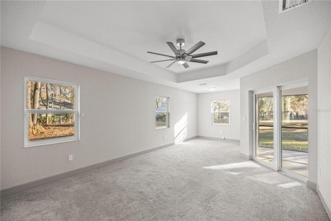 House in Dunnellon, Florida 3 bedrooms, 199.37 sq.m. № 2197989 - photo 19
