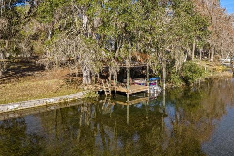 House in Dunnellon, Florida 3 bedrooms, 199.37 sq.m. № 2197989 - photo 7