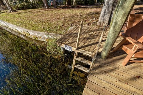 House in Dunnellon, Florida 3 bedrooms, 199.37 sq.m. № 2197989 - photo 8