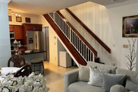 Copropriété à vendre à Hialeah, Floride: 1 chambre, 82.4 m2 № 1985067 - photo 1
