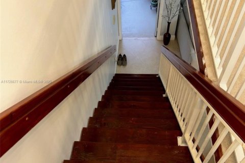 Copropriété à vendre à Hialeah, Floride: 1 chambre, 82.4 m2 № 1985067 - photo 23