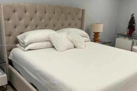 Copropriété à vendre à Hialeah, Floride: 1 chambre, 82.4 m2 № 1985067 - photo 15