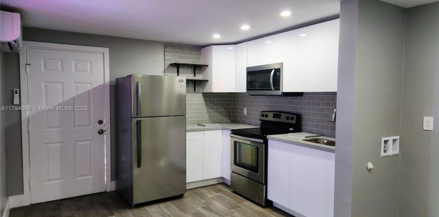 Villa ou maison à Miami, Floride 1 chambre, 242.75 m2 № 1863888