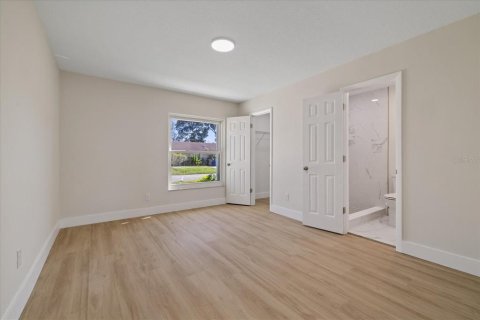 Villa ou maison à vendre à Tampa, Floride: 3 chambres, 110.18 m2 № 2432754 - photo 24