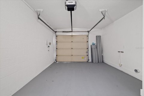Villa ou maison à vendre à Tampa, Floride: 3 chambres, 110.18 m2 № 2432754 - photo 30