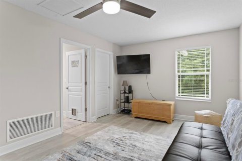 Villa ou maison à vendre à Tampa, Floride: 4 chambres, 224.73 m2 № 1835650 - photo 13