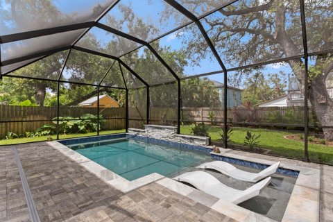 Villa ou maison à vendre à Tampa, Floride: 4 chambres, 224.73 m2 № 1835650 - photo 2