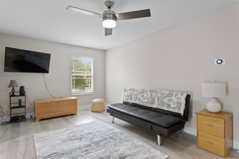 Villa ou maison à vendre à Tampa, Floride: 4 chambres, 224.73 m2 № 1835650 - photo 12