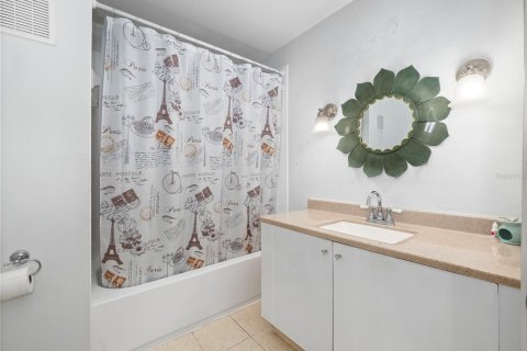 Condominio en venta en Celebration, Florida, 3 dormitorios, 150.69 m2 № 1105053 - foto 16