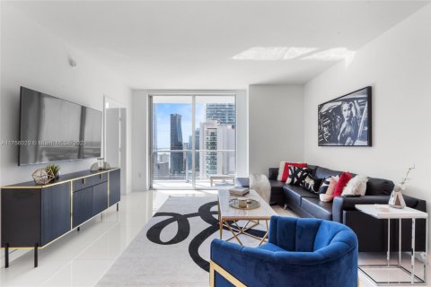 Condo in Miami, Florida, 1 bedroom  № 1960957 - photo 3