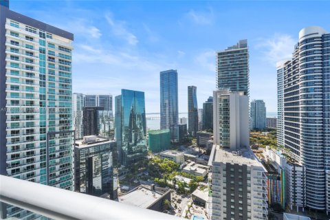 Condo in Miami, Florida, 1 bedroom  № 1960957 - photo 13