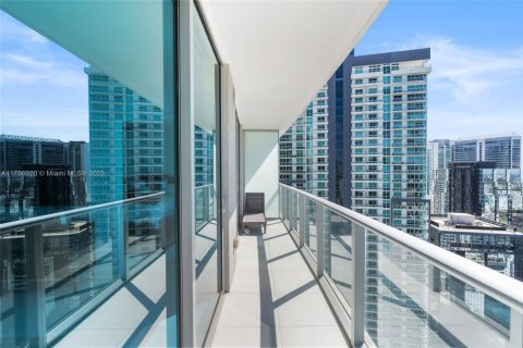 Condo in Miami, Florida, 1 bedroom  № 1960957 - photo 10