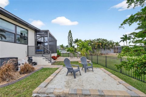 Villa ou maison à vendre à Punta Gorda, Floride: 3 chambres, 215.44 m2 № 2234944 - photo 13