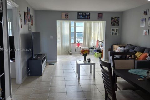 Copropriété à louer à Margate, Floride: 2 chambres, 86.4 m2 № 1983909 - photo 8