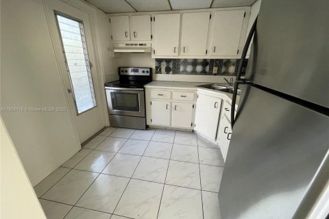 Copropriété à louer à Plantation, Floride: 2 chambres, 76.92 m2 № 1967772 - photo 19