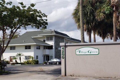 Copropriété à louer à Plantation, Floride: 2 chambres, 76.92 m2 № 1967772 - photo 5