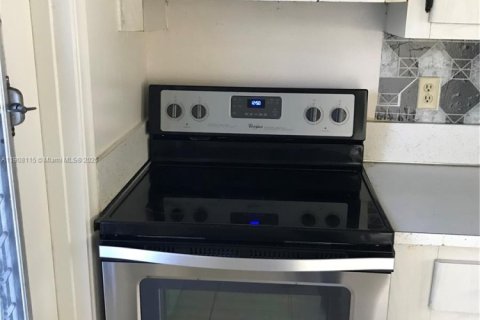 Copropriété à louer à Plantation, Floride: 2 chambres, 76.92 m2 № 1967772 - photo 17