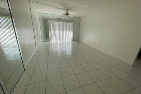 Copropriété à louer à Plantation, Floride: 2 chambres, 76.92 m2 № 1967772 - photo 21
