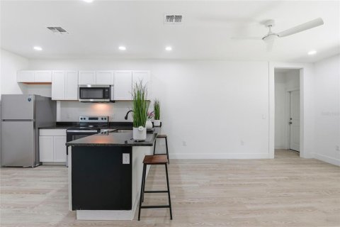 Villa ou maison à vendre à Interlachen, Floride: 3 chambres, 103.31 m2 № 2208440 - photo 7