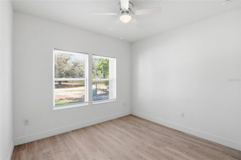 Villa ou maison à vendre à Interlachen, Floride: 3 chambres, 103.31 m2 № 2208440 - photo 11