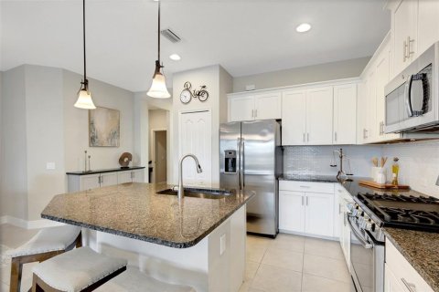House in Sarasota, Florida 2 bedrooms, 141.58 sq.m. № 1851779 - photo 16