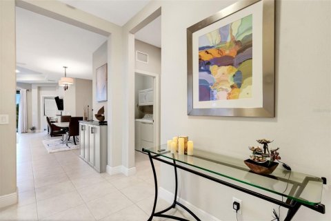 House in Sarasota, Florida 2 bedrooms, 141.58 sq.m. № 1851779 - photo 7