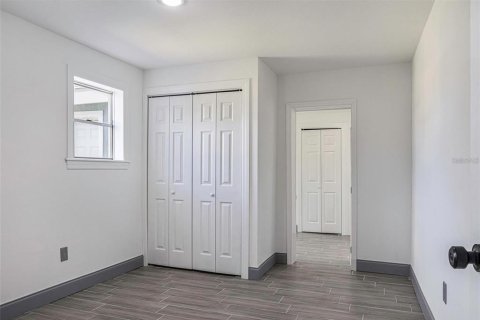 House in Avon Park, Florida 4 bedrooms, 192.96 sq.m. № 2135565 - photo 16