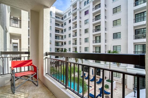 Condo in Boca Raton, Florida, 1 bedroom № 2082073 - photo 2