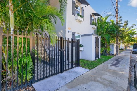 Appartement à Miami, Floride 1 chambre, 343.37 m2 № 2091387
