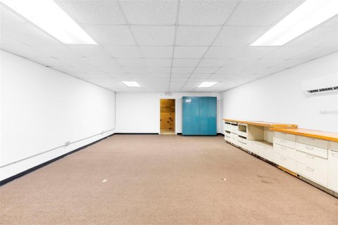 Купить коммерческую недвижимость в Саут-Дайтона, Флорида 260.87м2, № 1837182 - фото 25